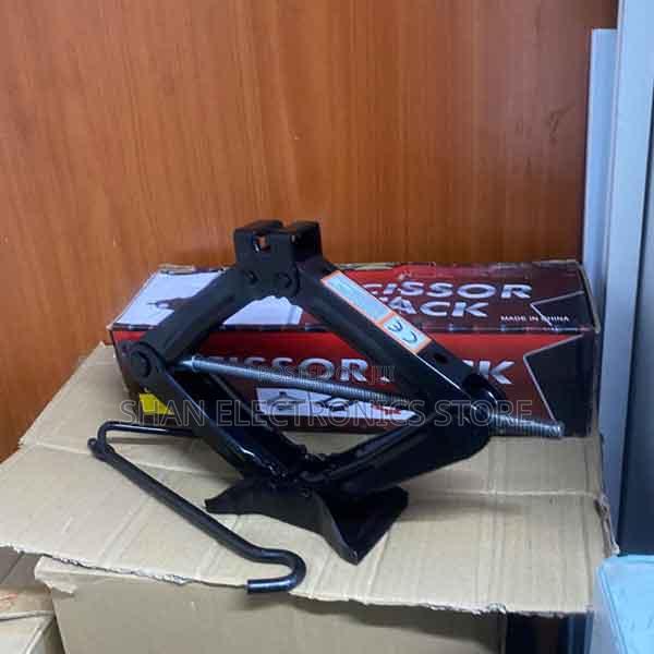 Lifting Scissor Jack Screw Operated 2ton Mechanical Hand Crank Manual