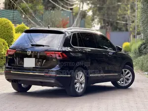 Volkswagen Tiguan 2017 Black