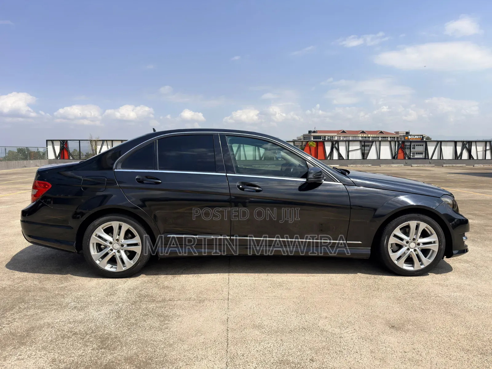 Mercedes-Benz C200 2012 Blue