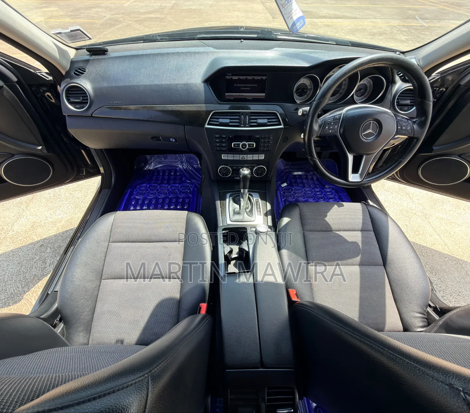 Mercedes-Benz C200 2012 Blue