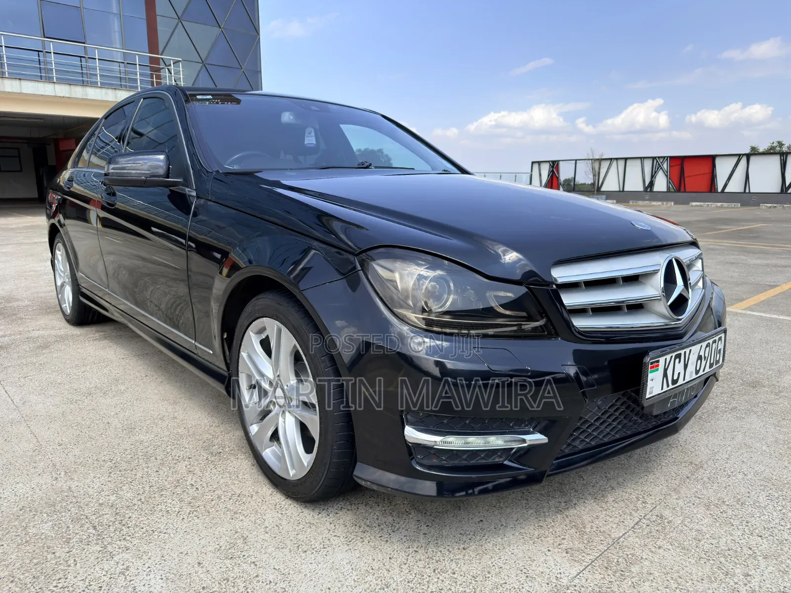 Mercedes-Benz C200 2012 Blue