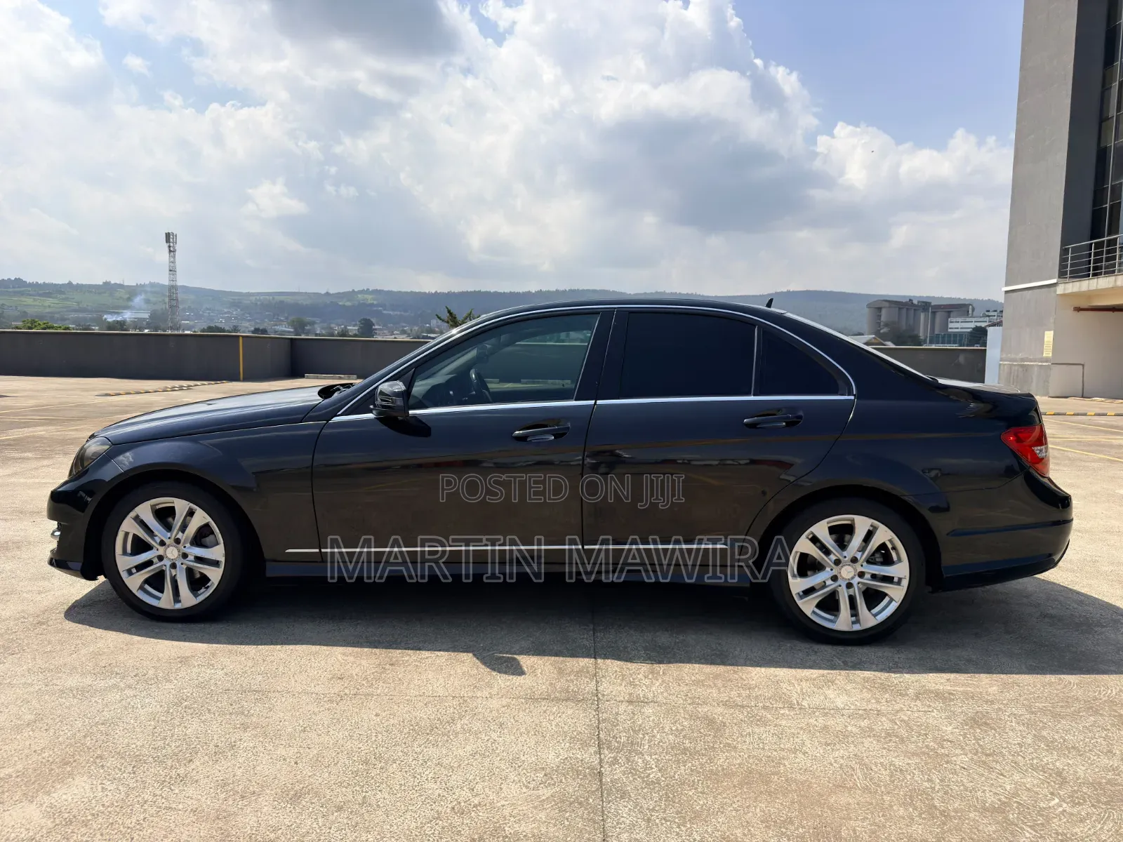 Mercedes-Benz C200 2012 Blue