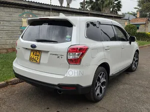 Subaru Forester 2.0XT Premium 4dr SUV AWD (2.0L 4cyl Turbo CVT) 2015 White 