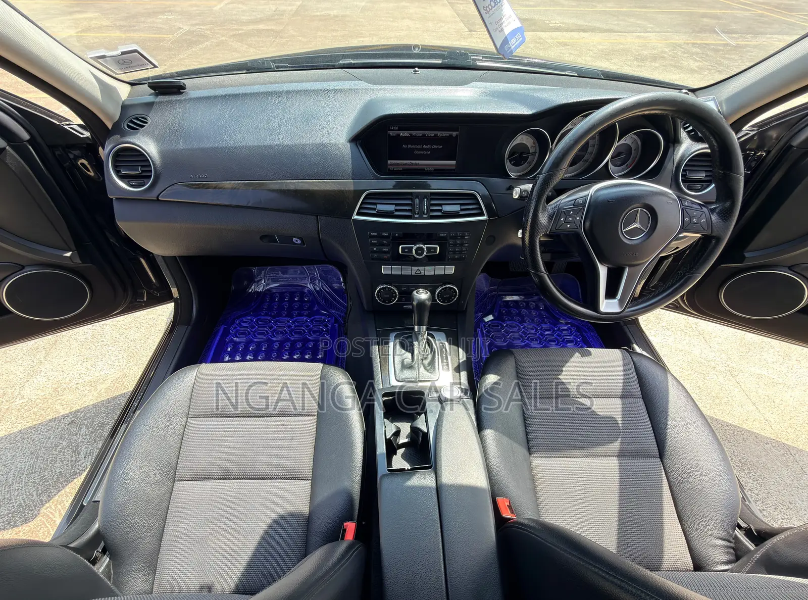 Mercedes-Benz C200 2012 Black