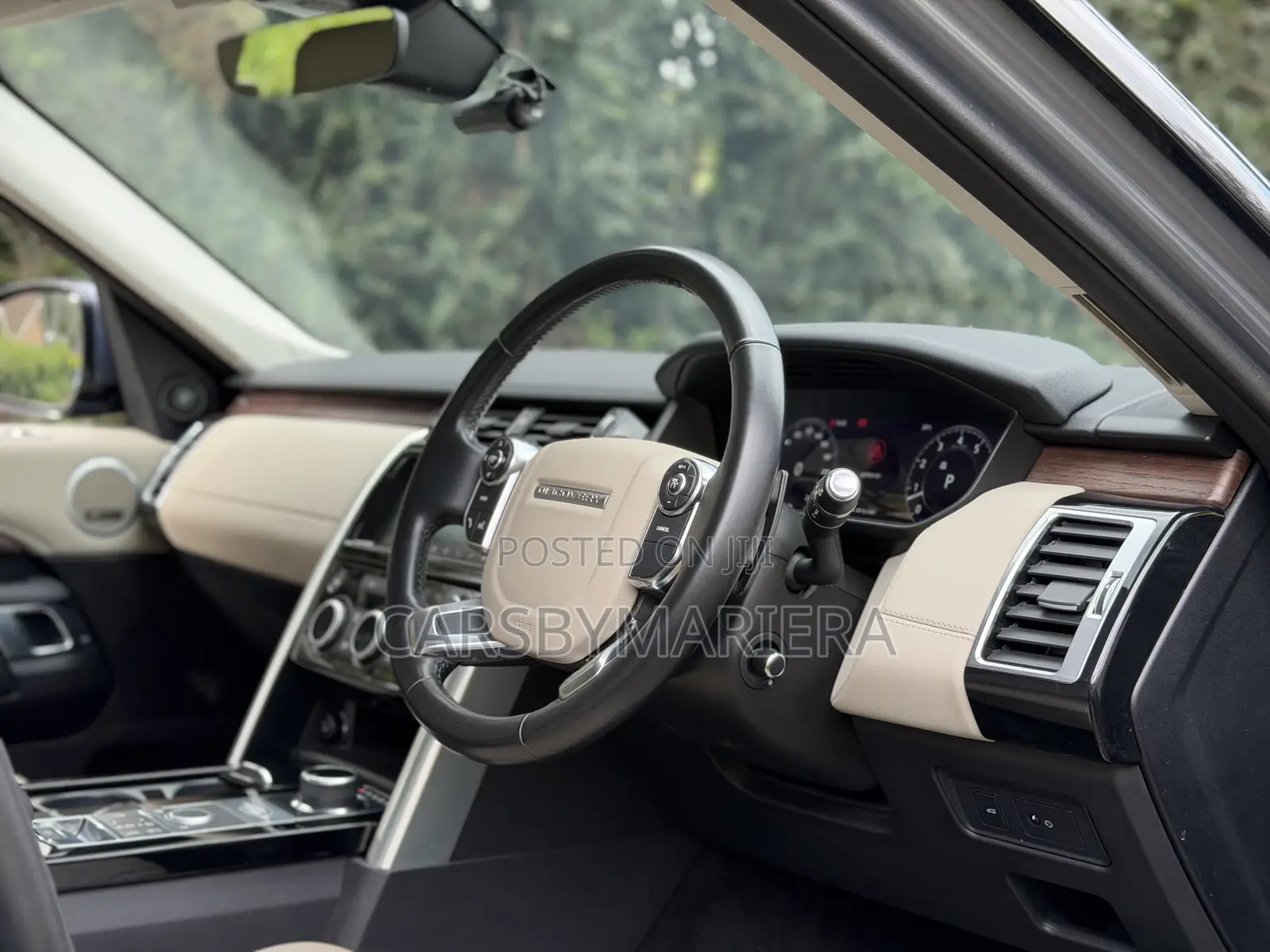 Land Rover Discovery 2018 Blue