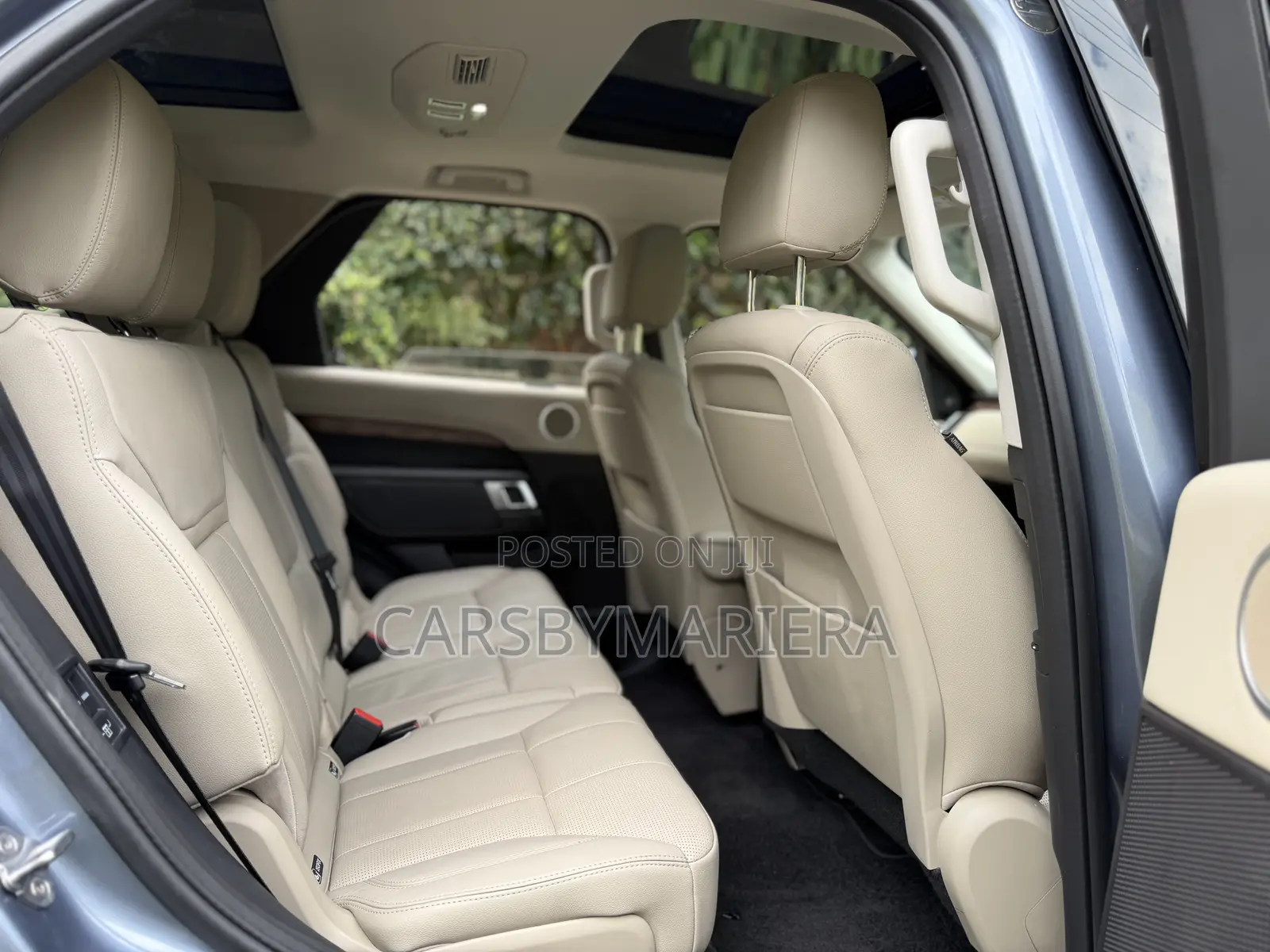 Land Rover Discovery 2018 Blue