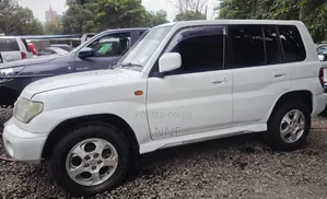 Mitsubishi Pajero 2005 White