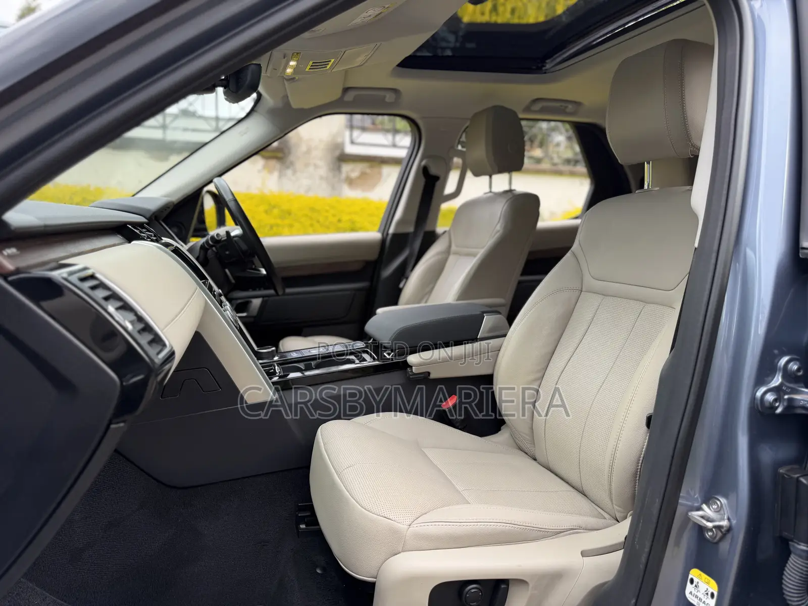 Land Rover Discovery 2018 Blue