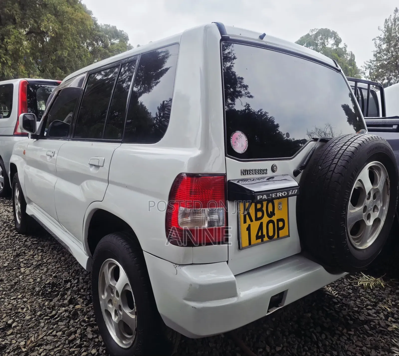Mitsubishi Pajero 2005 White