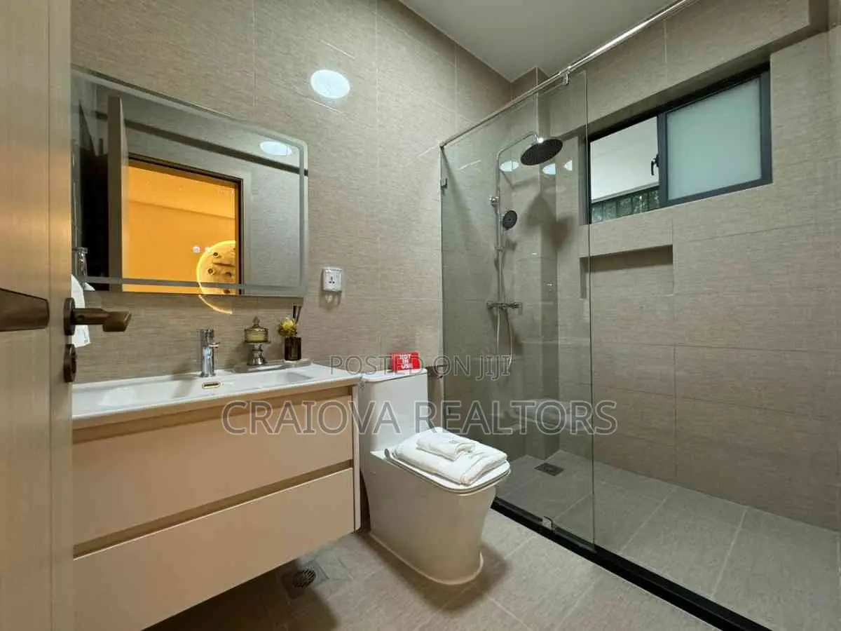 5bdrm Apartment in Hurlingham for sale