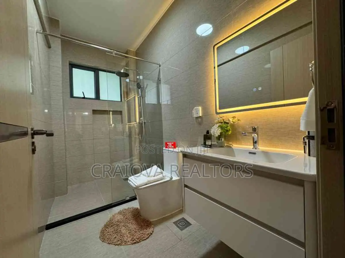 5bdrm Apartment in Hurlingham for sale