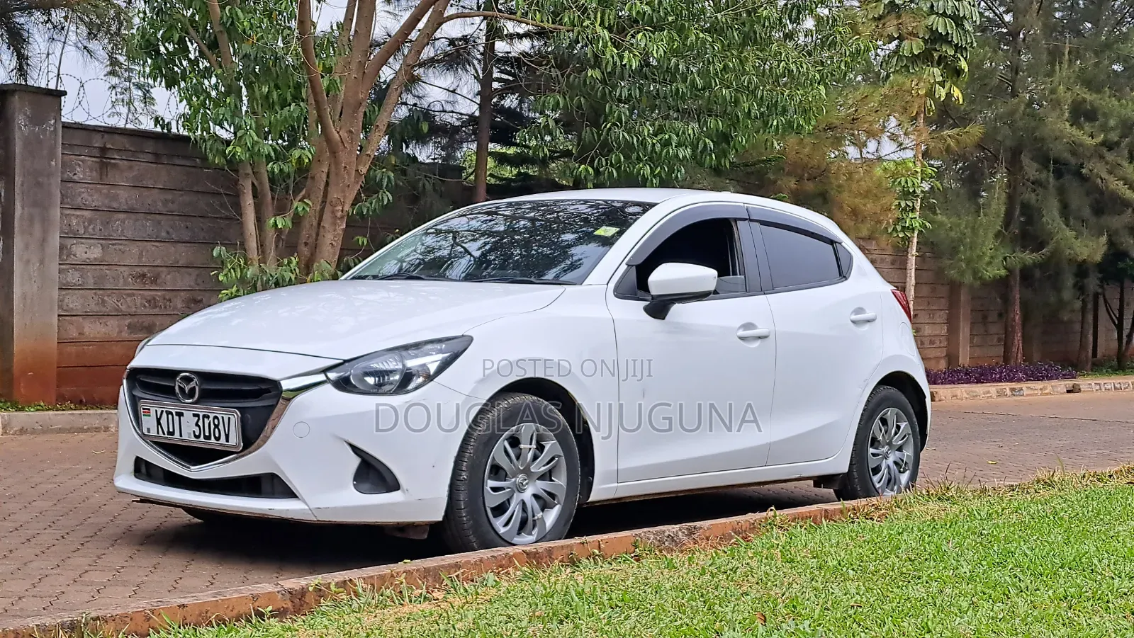 Mazda Demio 2018 White