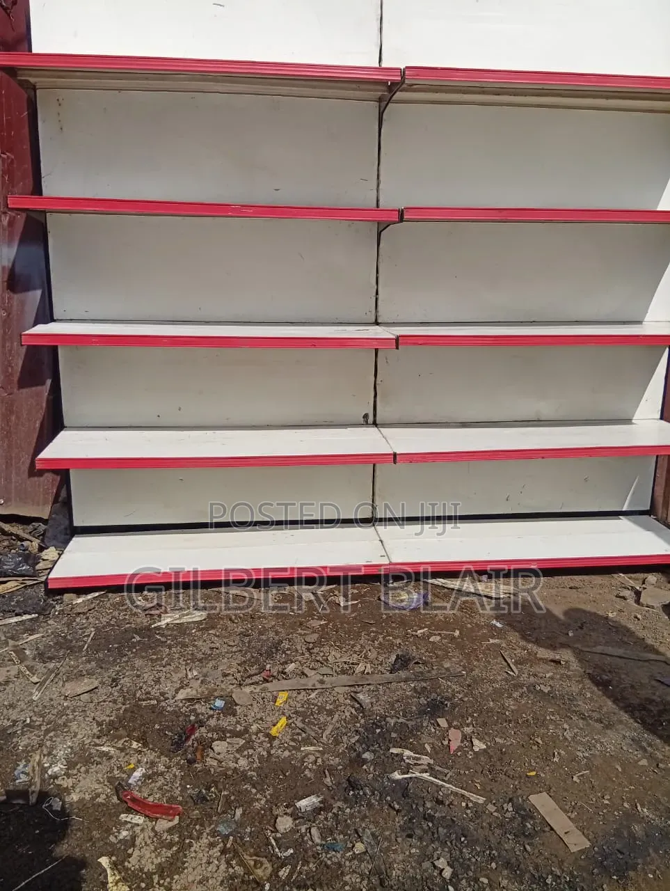Adjustable Supermarket Shelves