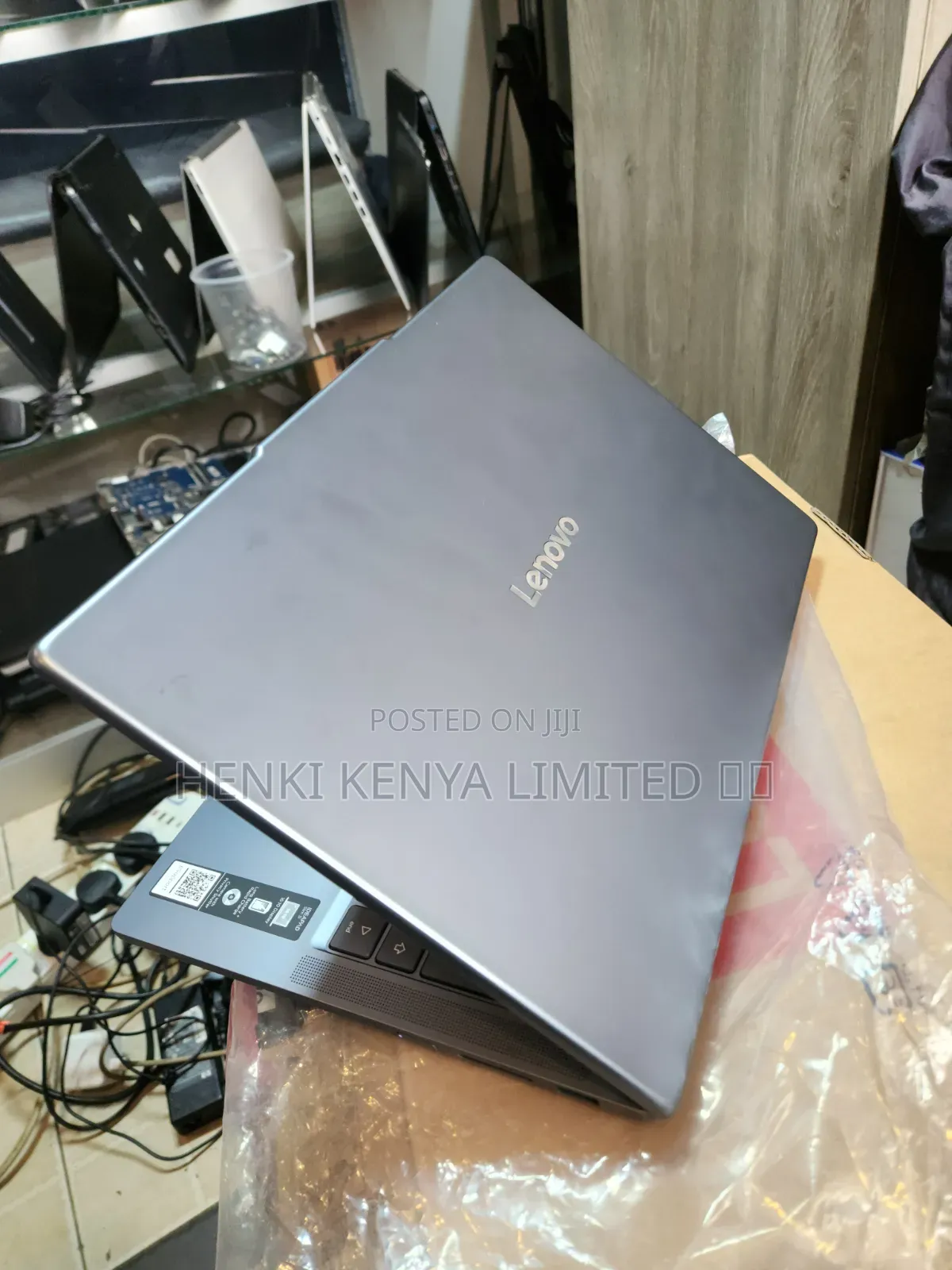 New Laptop Lenovo Ideapad 3-14IIL05 16GB Intel Core i7 SSD 512GB