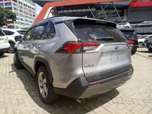 Toyota RAV4 2019 Silver