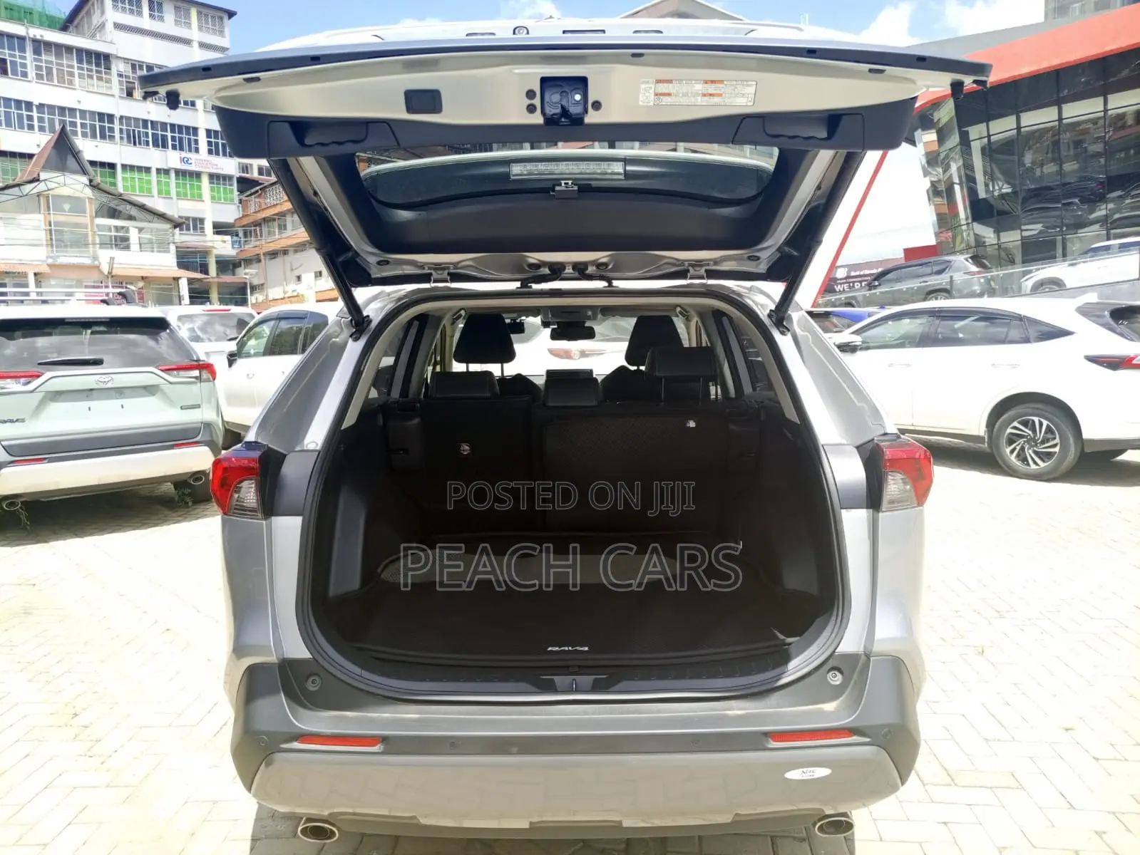 Toyota RAV4 2019 Silver