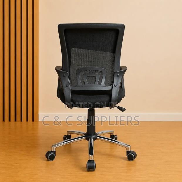 Clerical Office Chair. - thumbnail 6