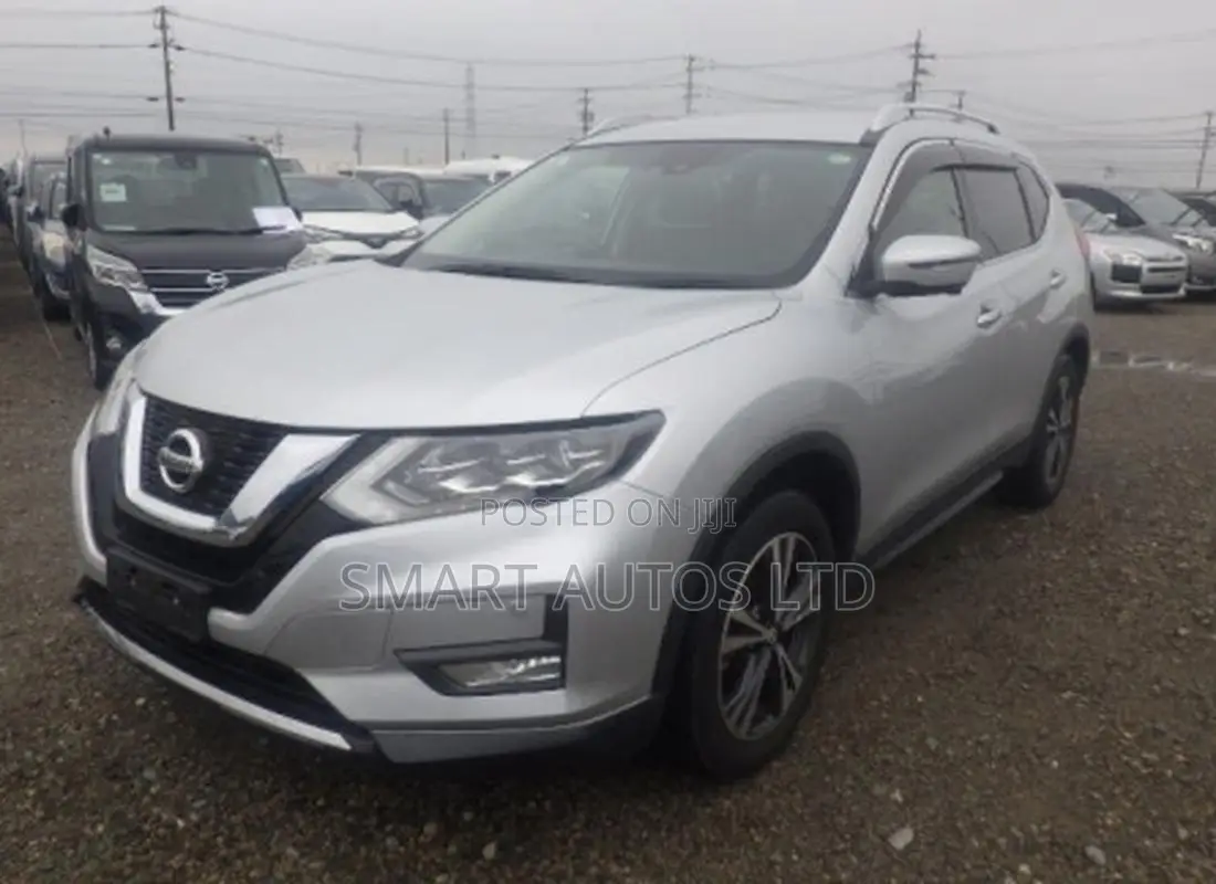 Nissan X-Trail 2.0 Petrol FWD 2019 Silver