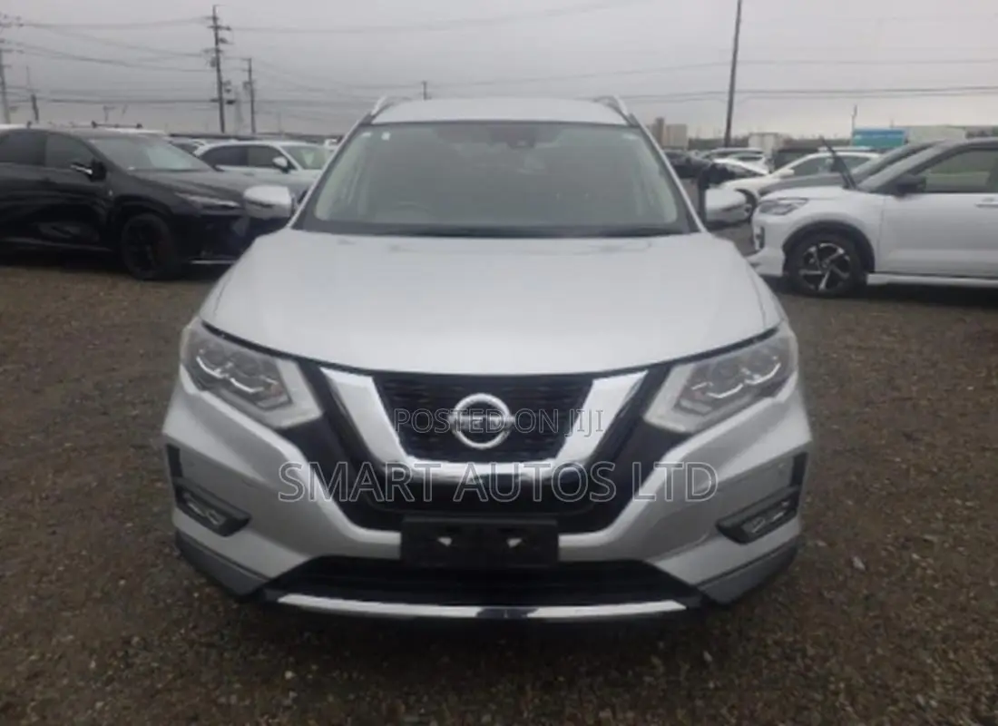 Nissan X-Trail 2.0 Petrol FWD 2019 Silver