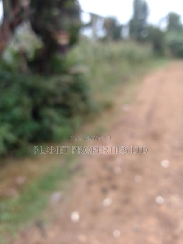 Ruaka / Kagongo Under Tarmac - thumbnail 2