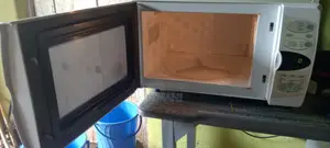 30l Lg Commercial Microwave
