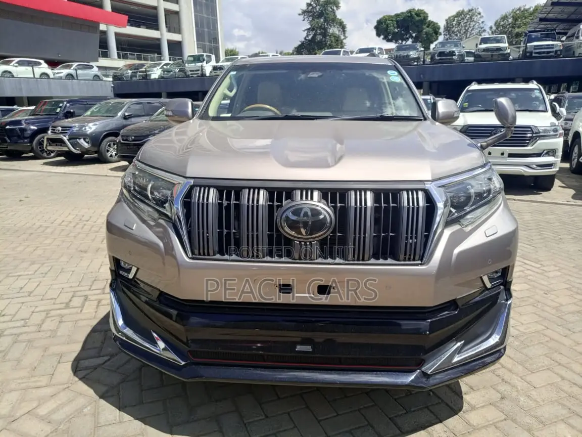 Toyota Land Cruiser Prado 2018 Brown
