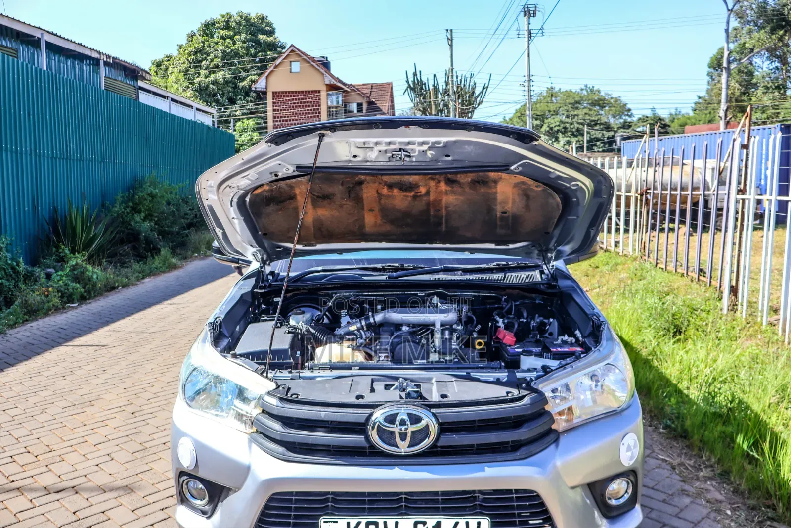 Toyota Hilux 2019 Silver