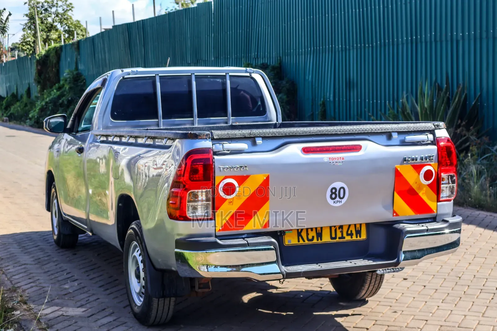 Toyota Hilux 2019 Silver