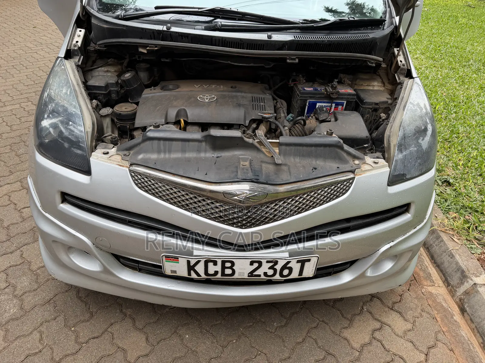 Toyota Ractis 2007 Silver