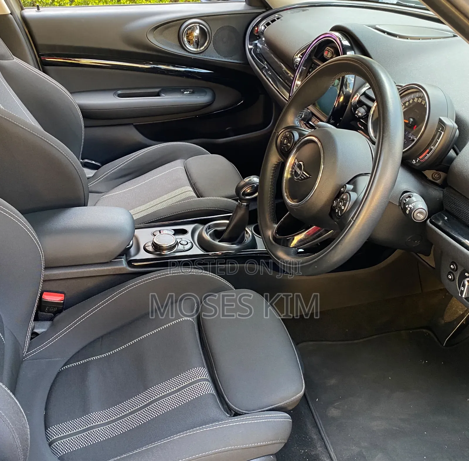Mini Clubman 2019 Brown