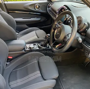 Mini Clubman 2019 Brown