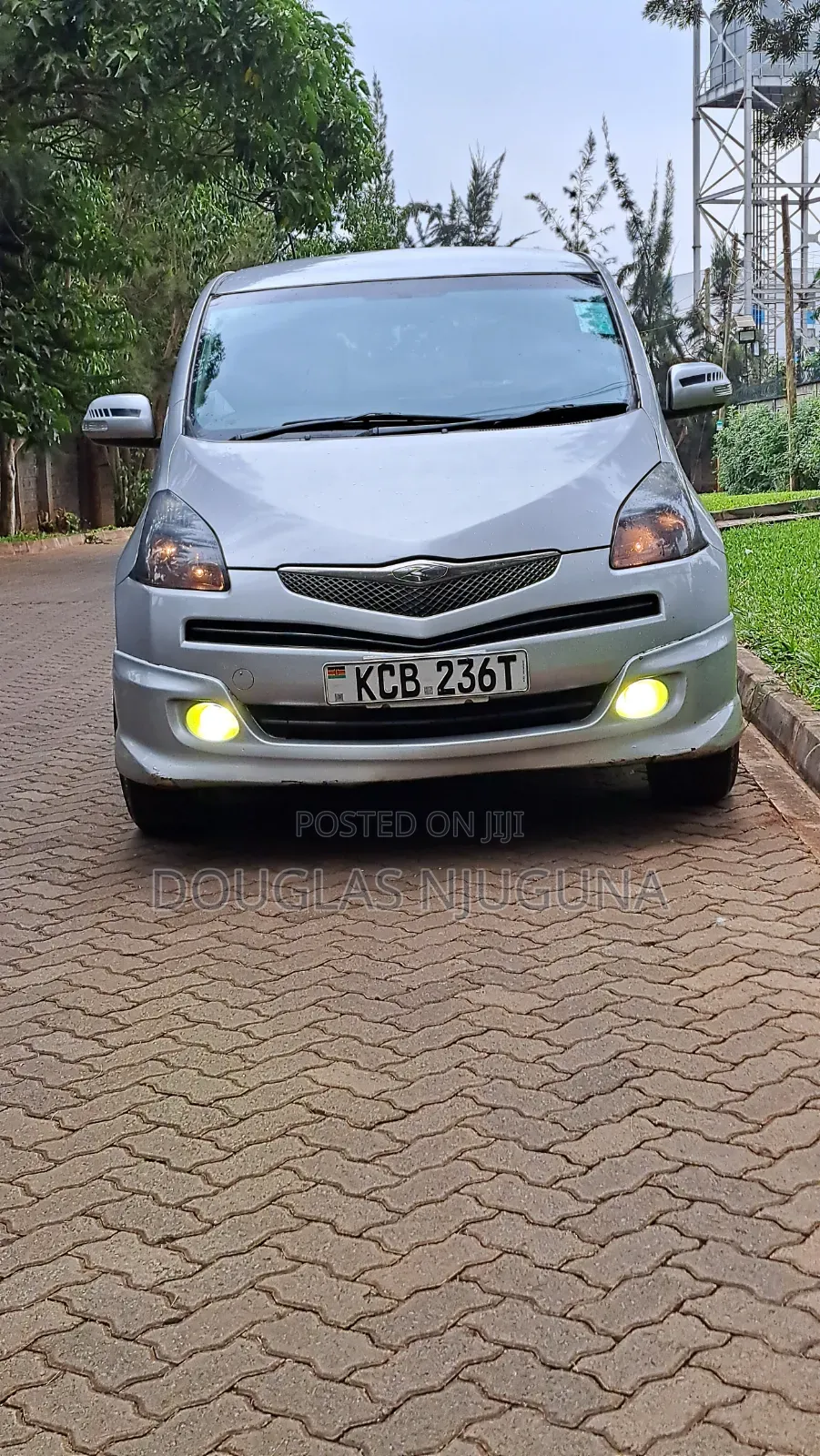 Toyota Ractis 2007 Silver