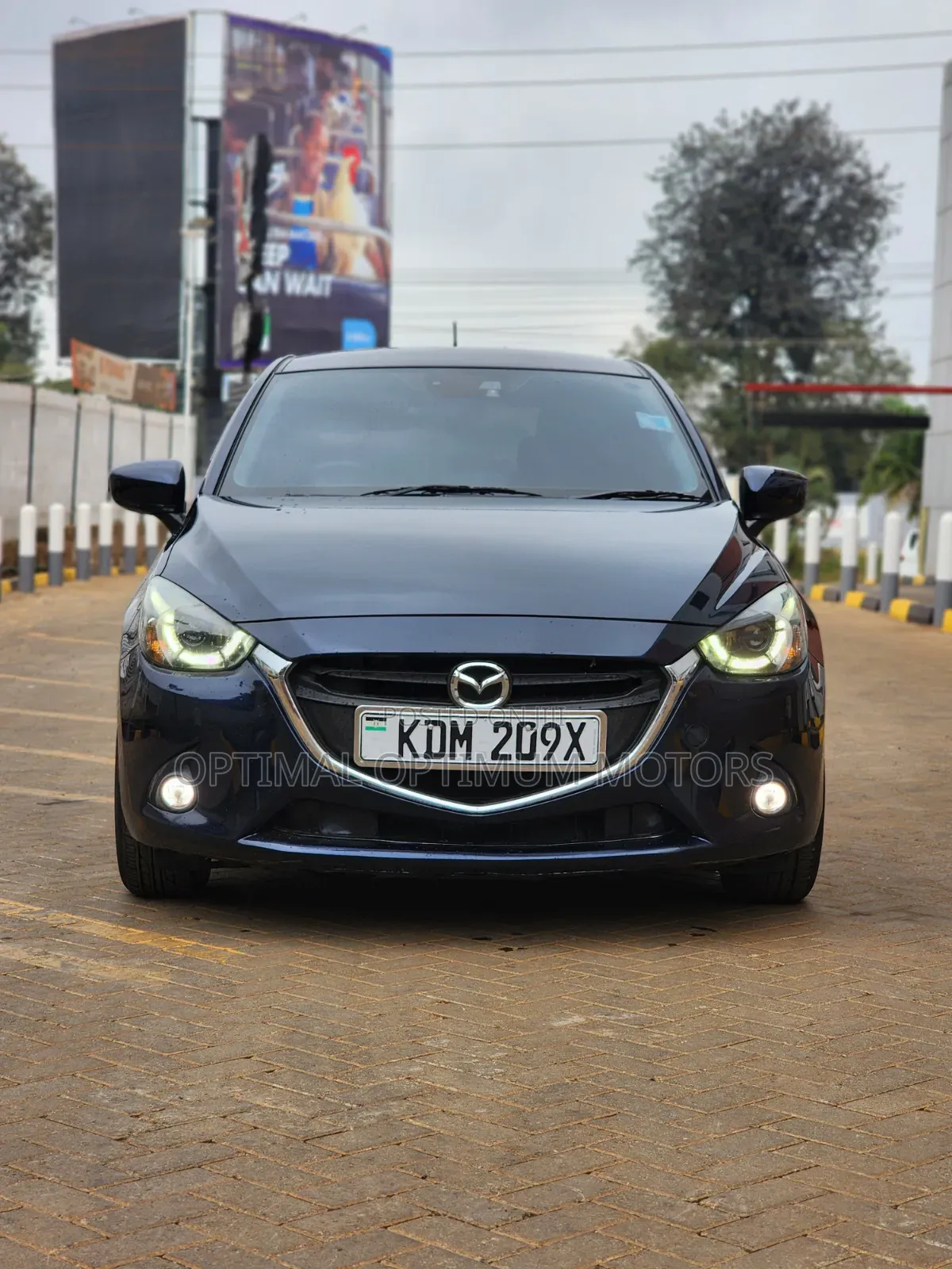 Mazda Demio 2016 Blue