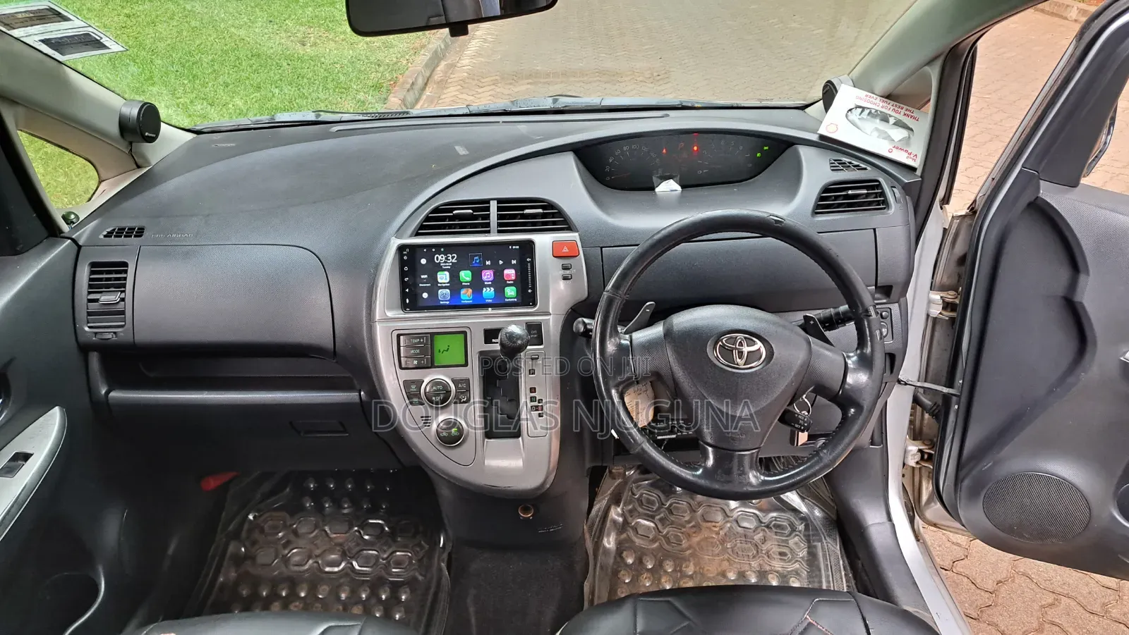 Toyota Ractis 2007 Silver