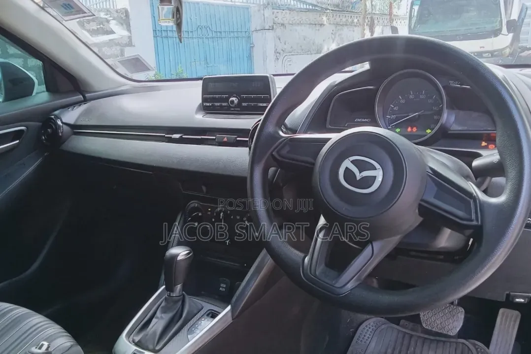 Mazda Demio 2017 White