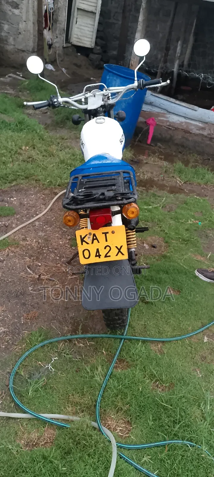 Suzuki Access 125 2006 White