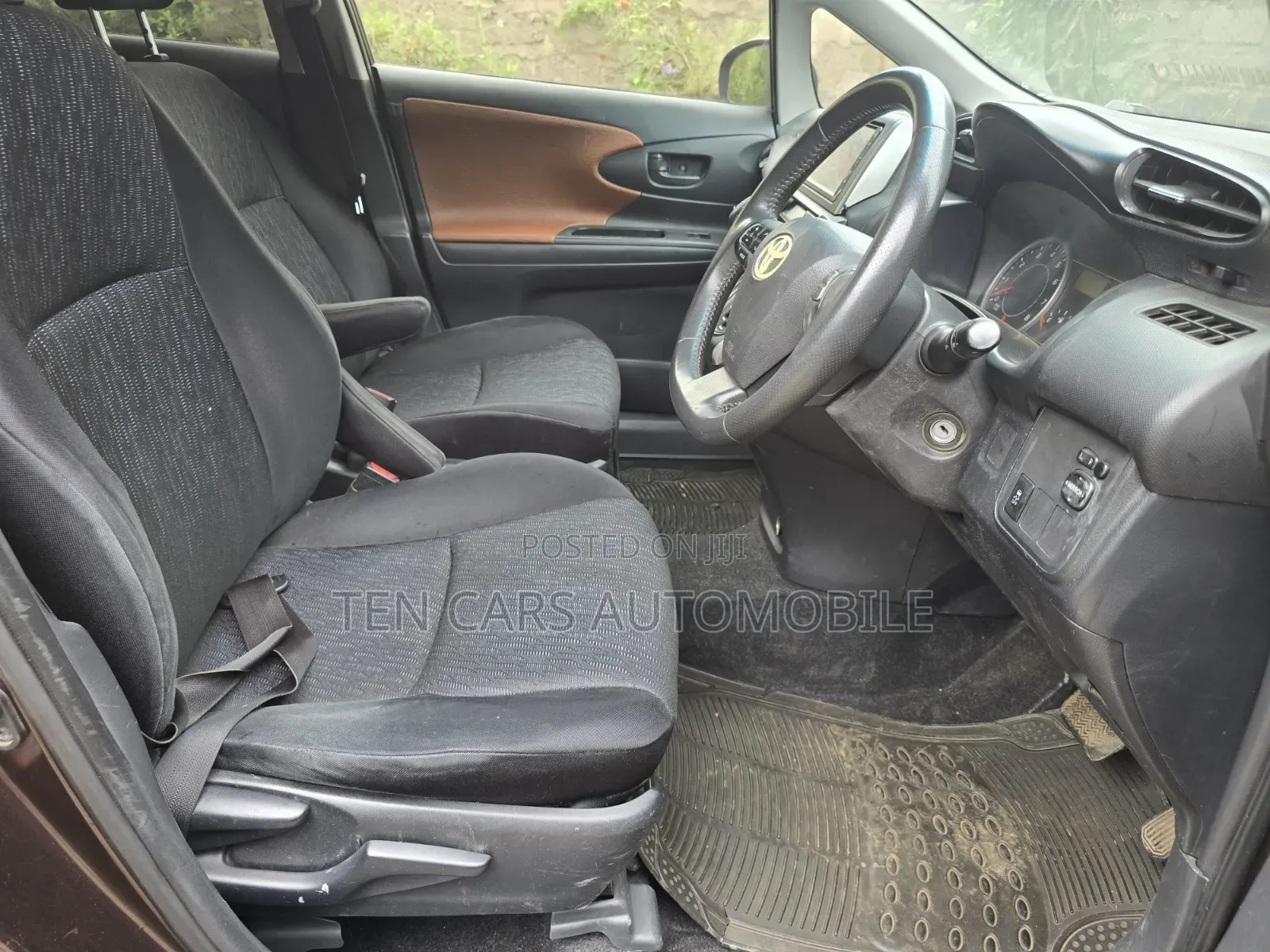 Toyota Wish 2010 Brown