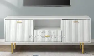 Tv Cabinet: Whited Carved Fluted Tv Stand With Gold Accents