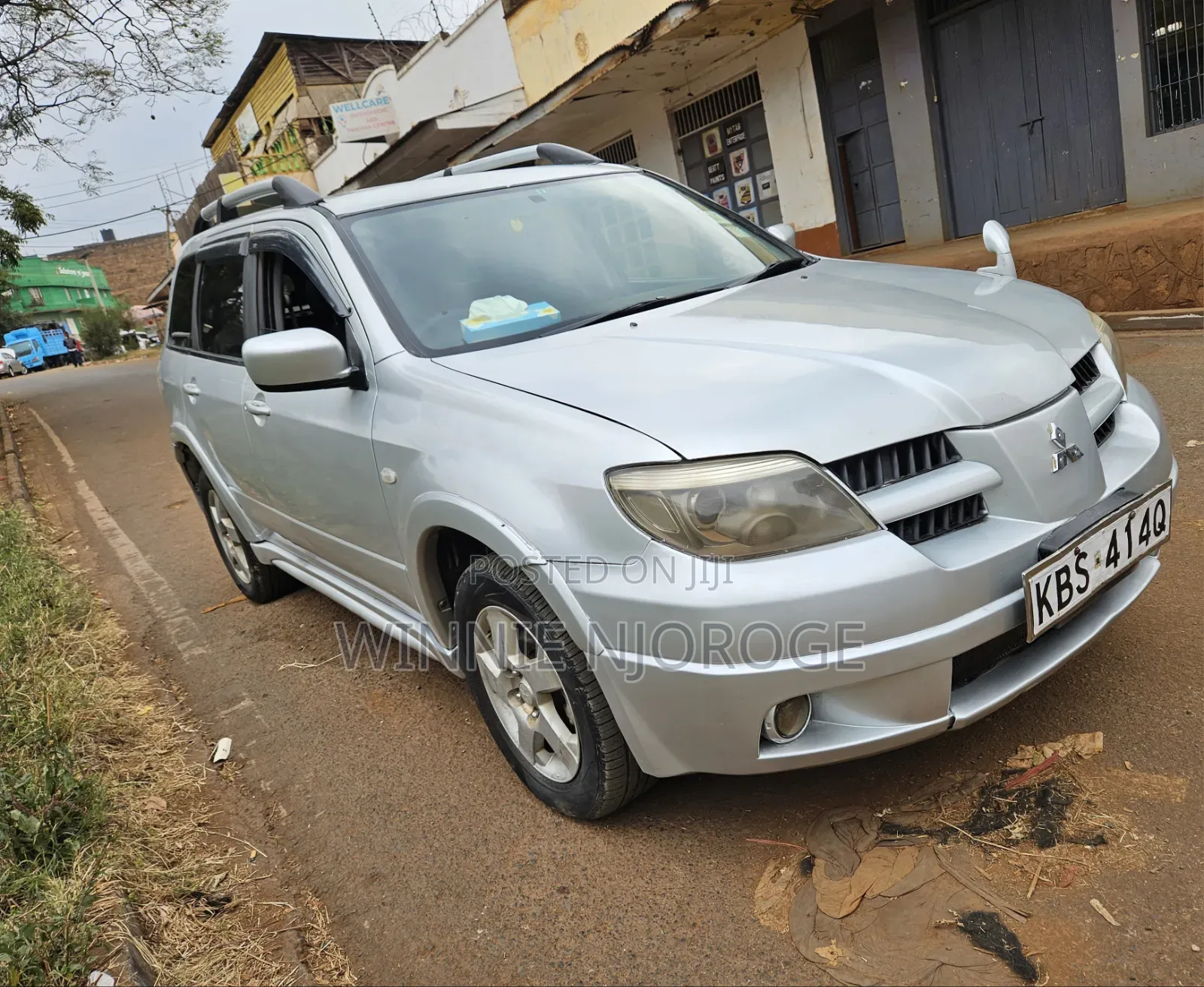 Mitsubishi Airtrek 2005 Silver
