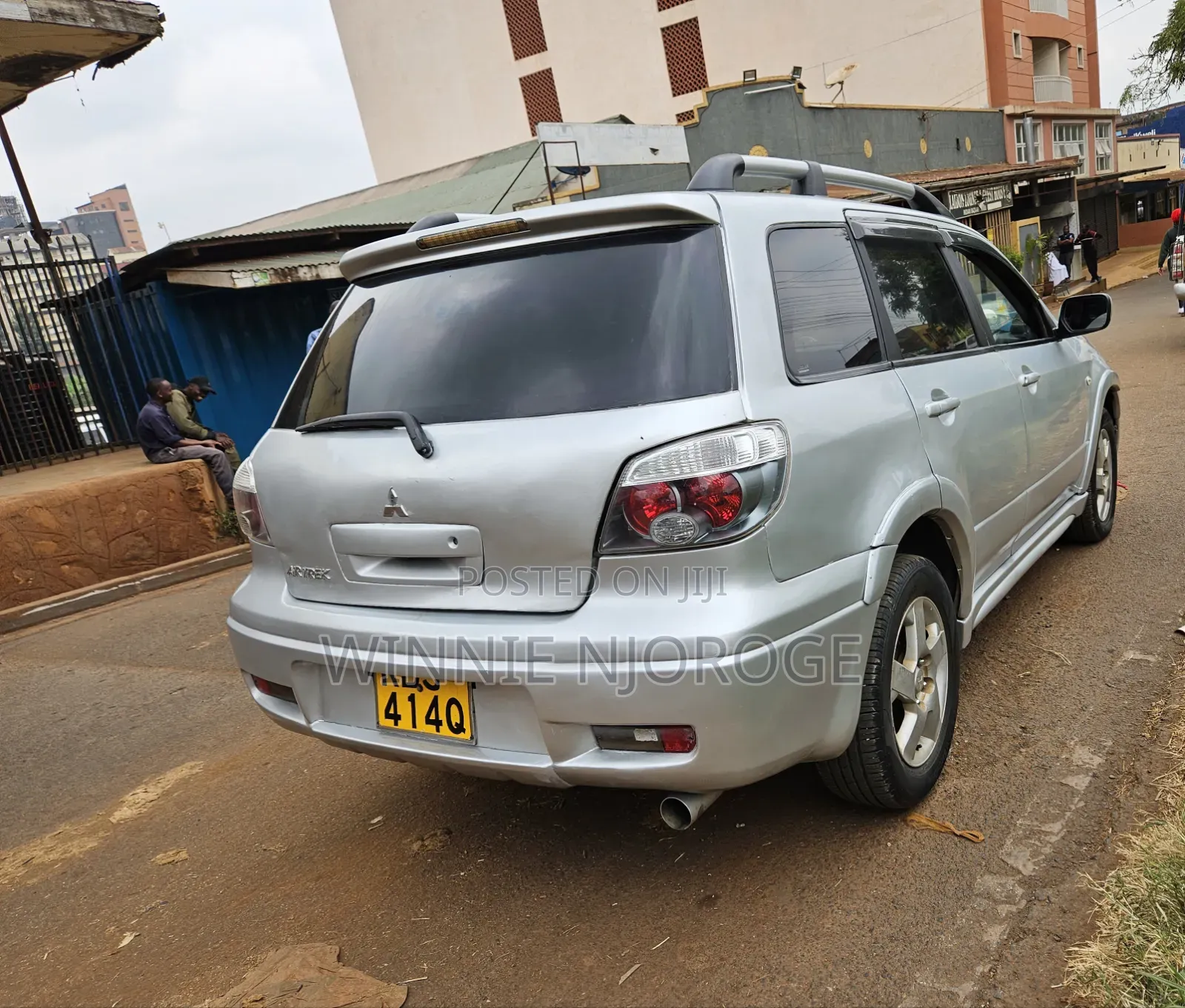 Mitsubishi Airtrek 2005 Silver