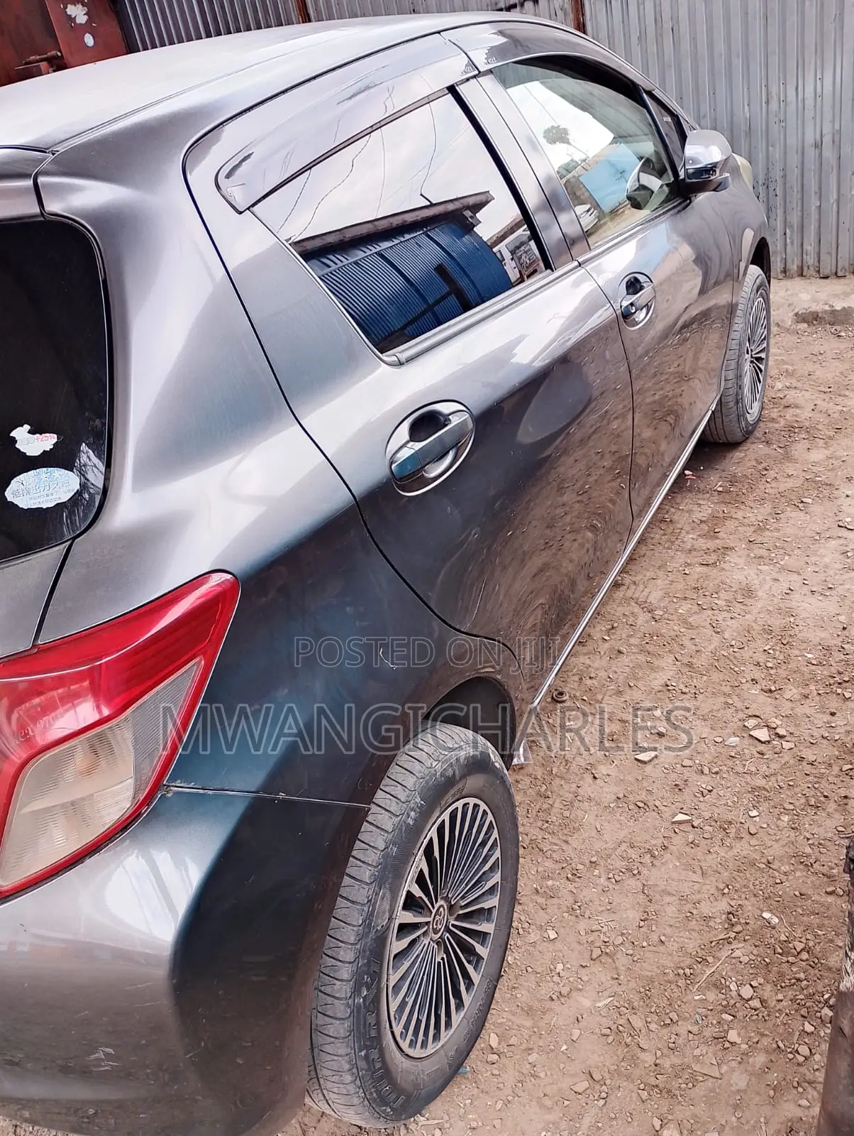 Toyota Vitz 2012 Gray