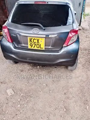 Toyota Vitz 2012 Gray