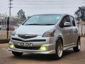 Toyota Ractis 2007 Silver
