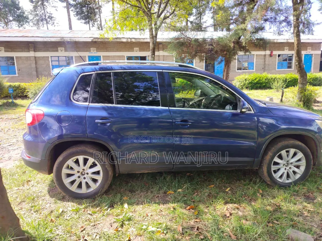 Volkswagen Tiguan 2011 Blue
