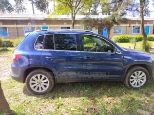 Volkswagen Tiguan 2011 Blue