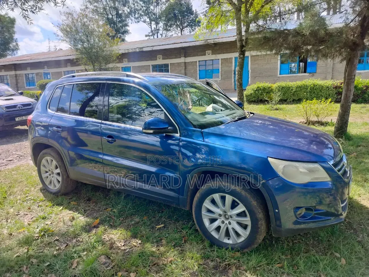 Volkswagen Tiguan 2011 Blue