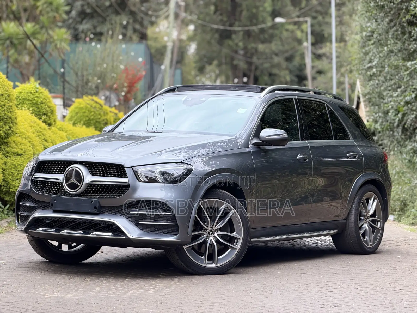 Mercedes-Benz GLE-Class GLE 300d 4MATIC 2020 Gray