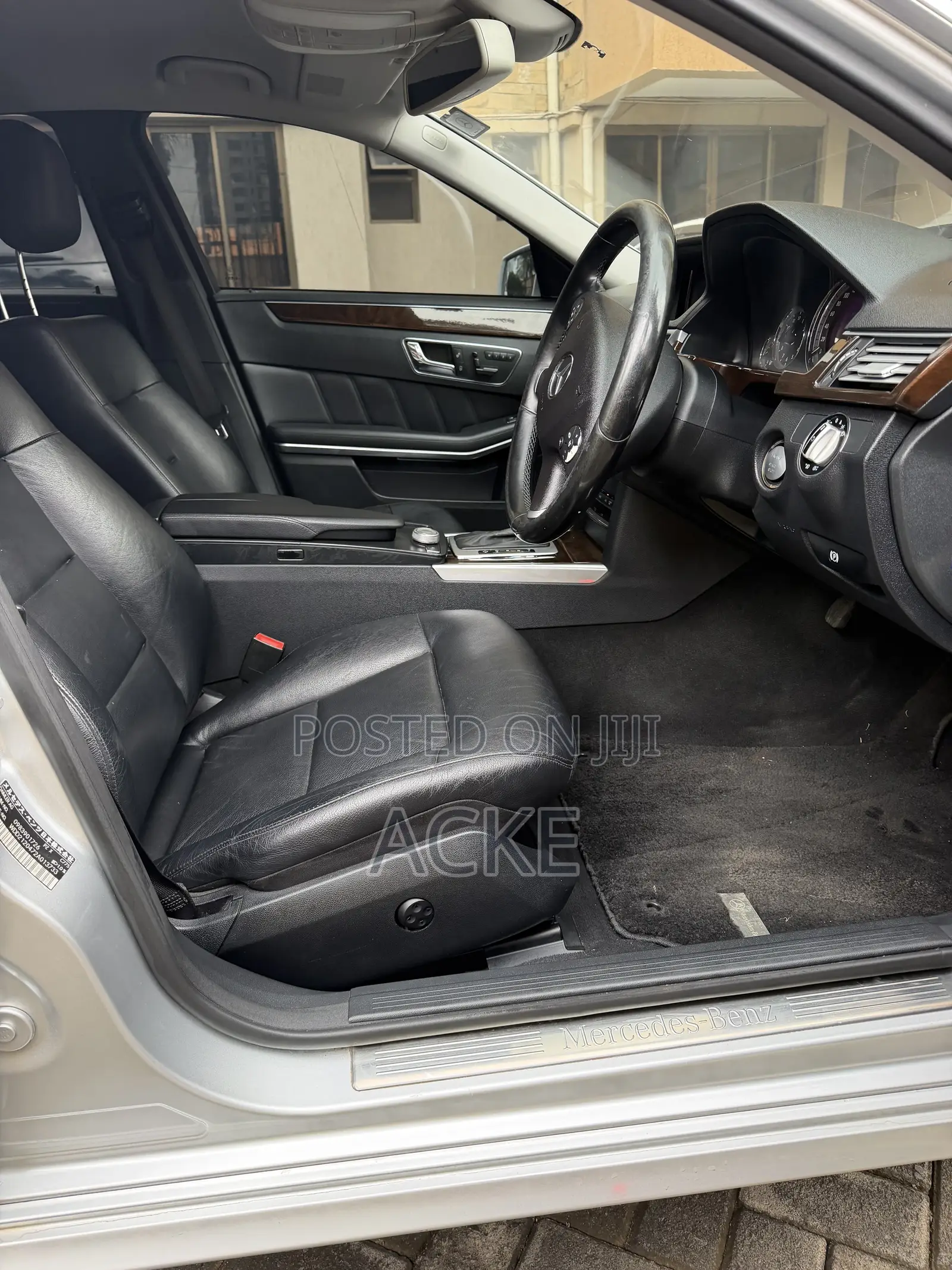Mercedes-Benz E250 2010 Silver