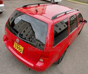 Volkswagen Golf 1.6 Automatic 2001 Red