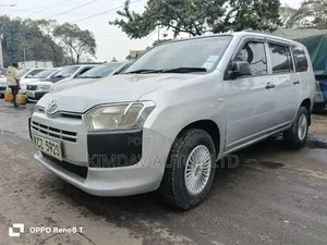 Toyota Succeed SV Premium 2014 Silver